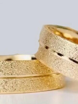 Aliança quadrada fosca